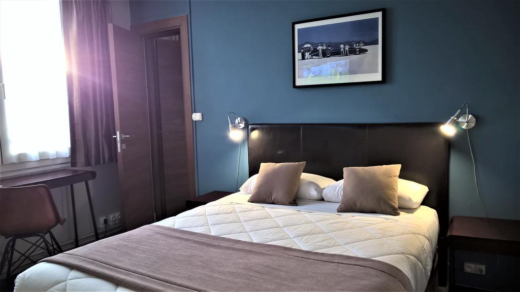 Hotel Des Cedres Orleans Bagian luar foto